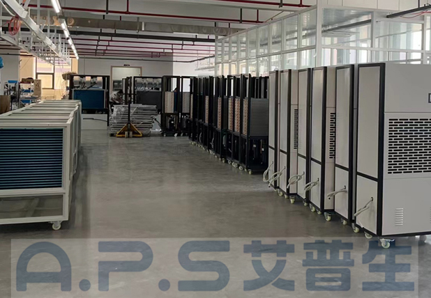 回南天”來(lái)襲，除濕機(jī)派上了大用場(chǎng)，大顯除濕干燥手段。